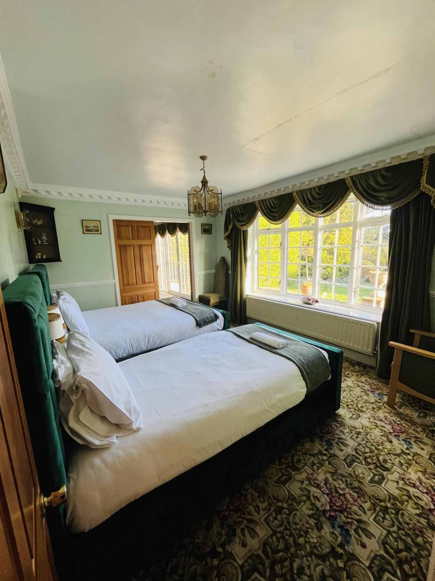 Unwind In Comfort At Cosy Caradus Free Parking Birmingham Exterior foto